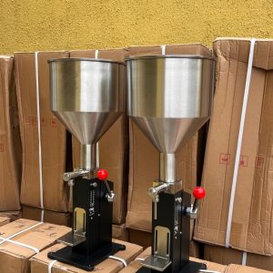 Manual Filling Machine With Tray And Black Base (10ml-100ml)